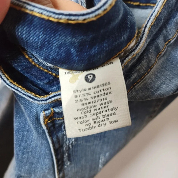 Stevie Hender Luna Distressed Skinny Ankle Cut Jeans | Size 9 - Picture 4 of 6